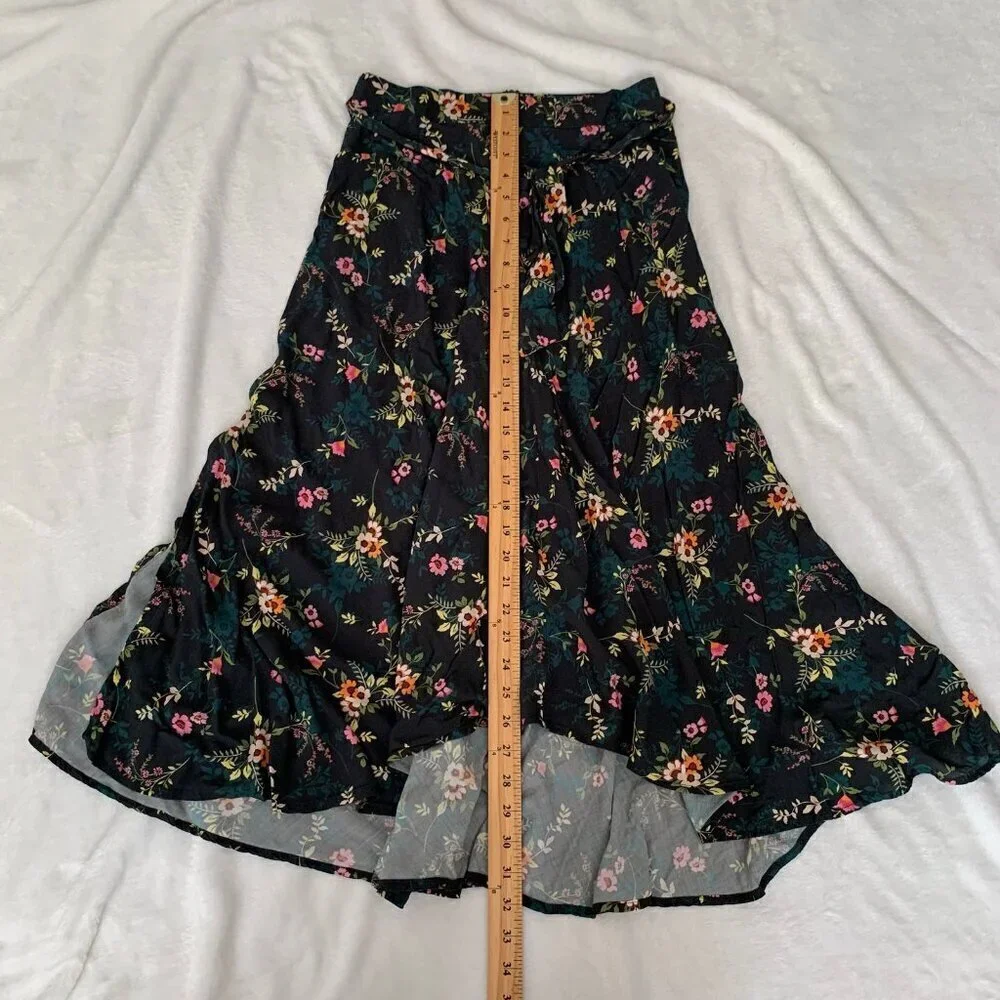Velvet by Graham & Spencer Floral Maxi‎ Skirt Black XS Anthropologie Boho Slit
